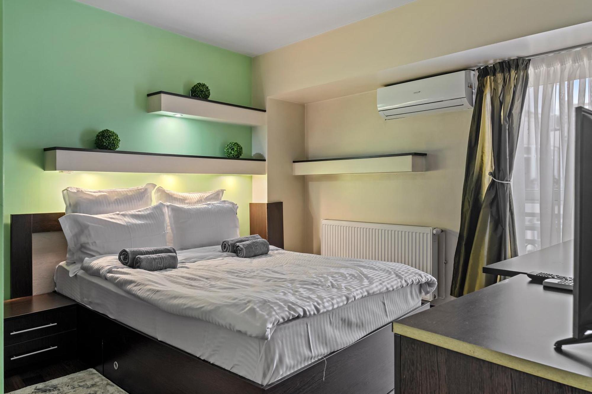 4 Rooms Unirii 47 Bucarest Exterior foto
